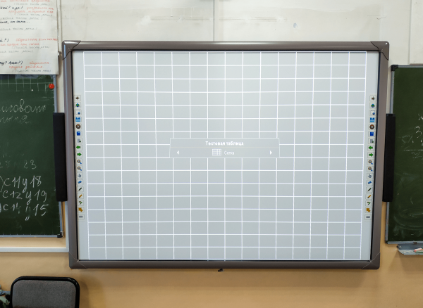 Интерактивная доска для Школы и ВУЗа "New Touch P82"